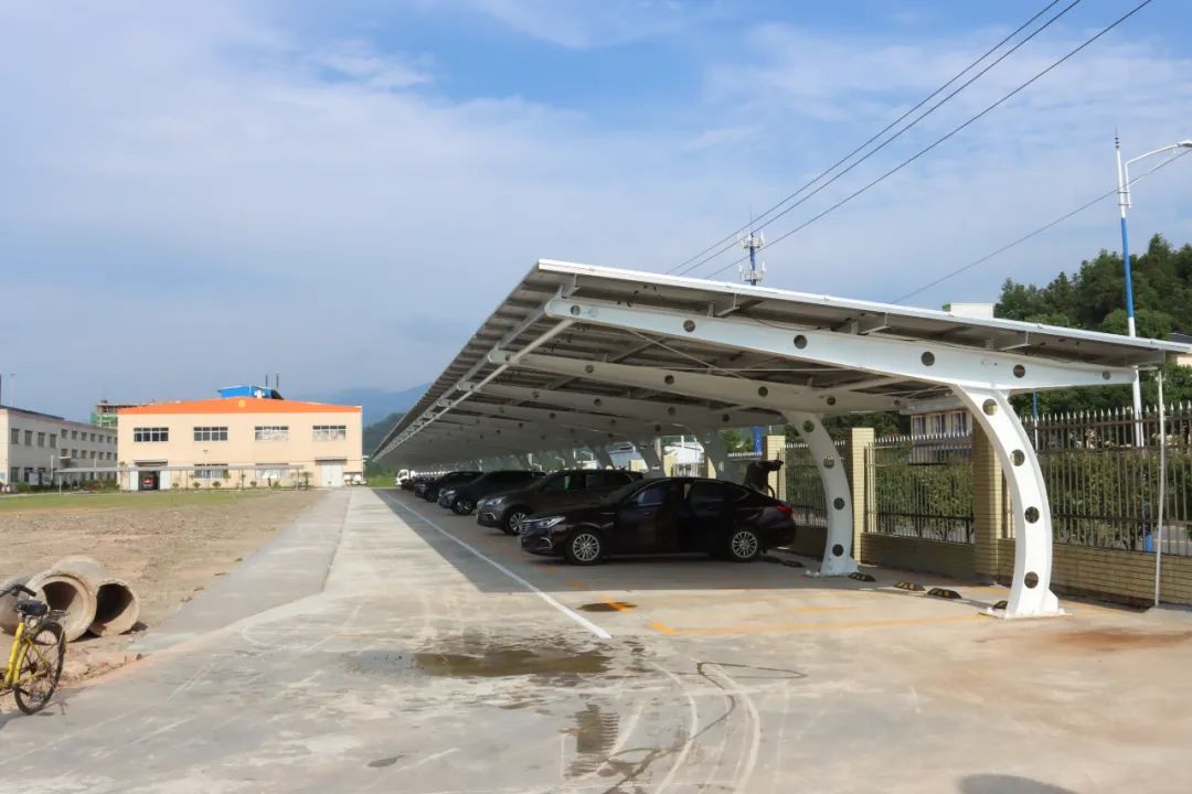 �������޹�����ɫ��Դ���޹�˾